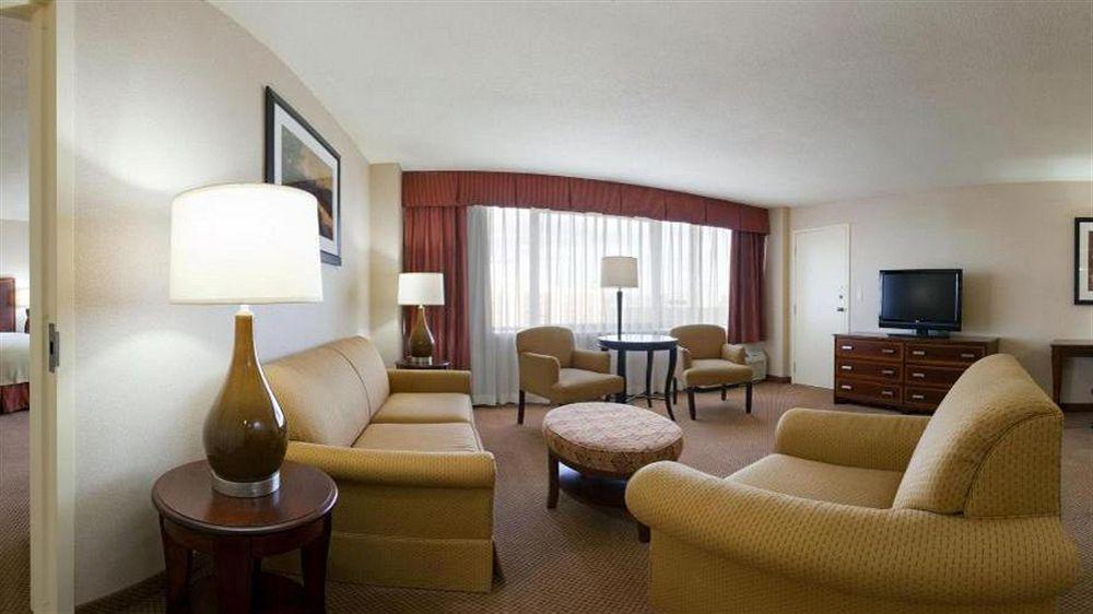 Holiday Inn Secaucus Meadowlands Eksteriør billede